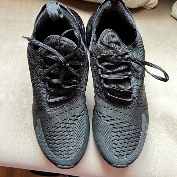 Ladies Black Nike Sneakers Used Size 10 - Picture 4 of 7